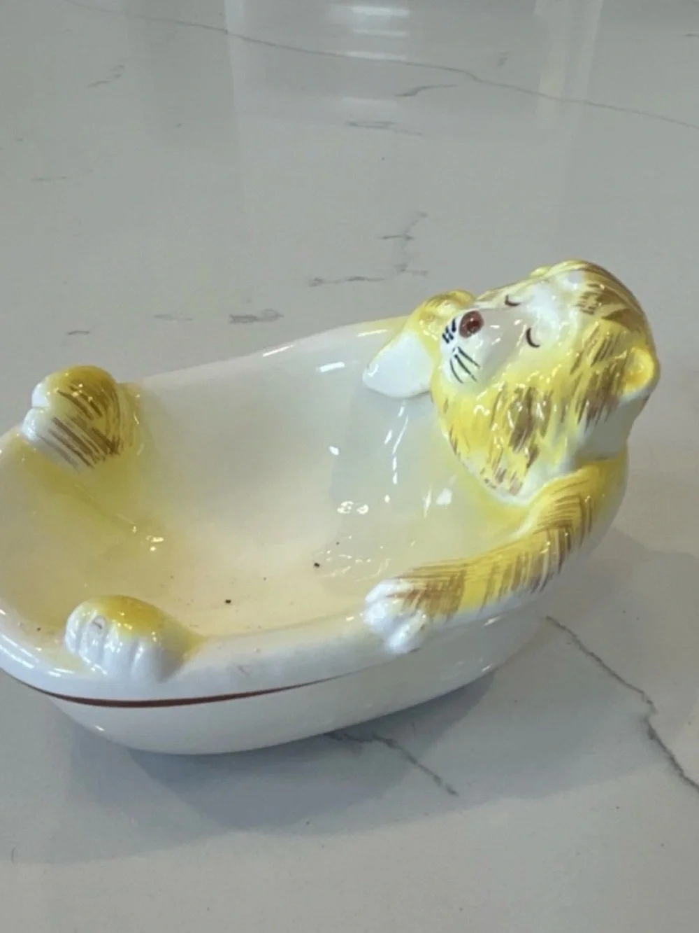 Seymour Mann Ceramic Lion Soap Dish - Yellow and White